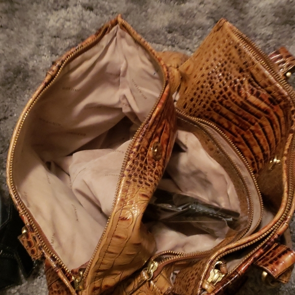 BRAHMIN large BAG. - Picture 9 of 11